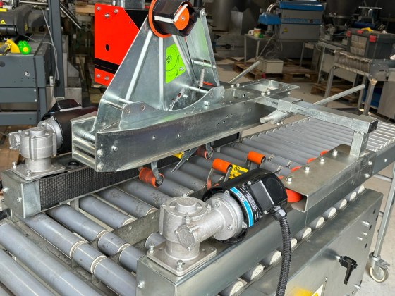 Soco T10 Case Sealer Infeed Outfeed Gravity Conveyors Pic 03